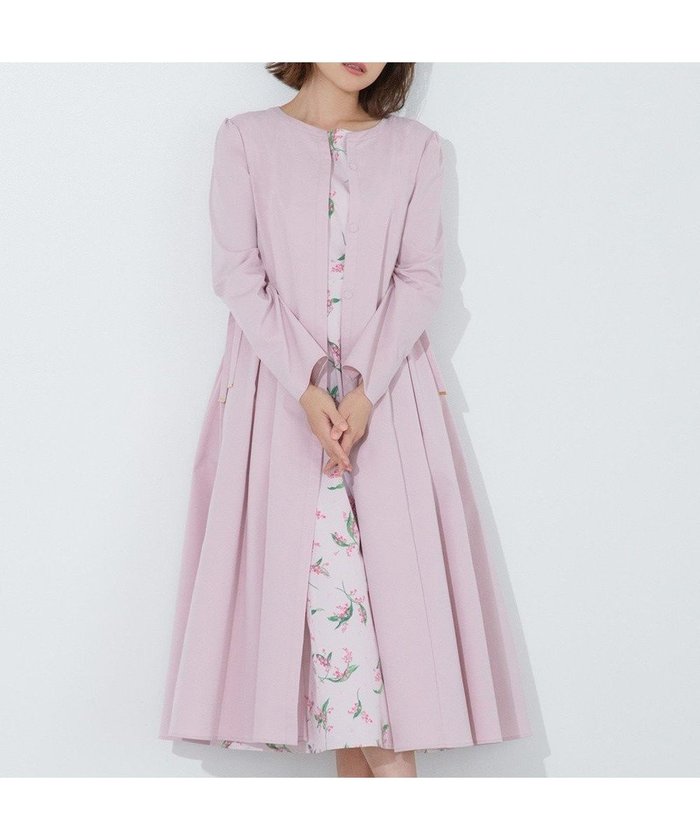 【トッカ/TOCCA】の【chayさん着用】ROSE CHEEK 2WAY ドレス&コート インテリア・キッズ・メンズ・レディースファッション・服の通販 founy(ファニー) https://founy.com/ ファッション Fashion レディースファッション Fashion for Women アウター Coat / Outerwear Collection コート・ロングコート・ピーコート Long Coats, Peacoats & More レディースジャケット・軽アウター Jackets ワンピース Dresses フォーマル・パーティードレス・結婚式用ドレス Elegant & Casual Dresses シンプル Simple, Minimal ジャケット Jacket, Outerwear ドレス Dress, One-Piece フォルム Silhouette, Form フロント Front, Front Design リボン Ribbon, Bow ローズ Rose, Rose Motif A/W・秋冬 Autumn/Winter S/S・春夏 SS, Spring/Summer, Warm Season 夏 Summer エレガント 上品 Elegant |ID: prp329100004801479 ipo3291000000036380565