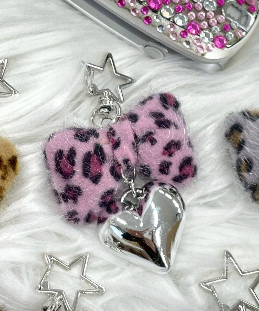 【ウィゴー/WEGO】のレオパードリボンキーホルダー インテリア・キッズ・メンズ・レディースファッション・服の通販 founy(ファニー) ファッション Fashion レディースファッション Fashion for Women ミニ財布・二つ折り財布 Wallets & Card Cases おすすめ Recommended / Our Picks キーホルダー Keychain, Key Holder スマホ Smartphone, Mobile Device メタル Metal, Metal Parts リボン Ribbon, Bow リュック Backpack, Rucksack レオパード Leopard, Animal Print 財布 Wallet, Purse ピンク|ID: prp329100004802854 ipo3291000000034846313