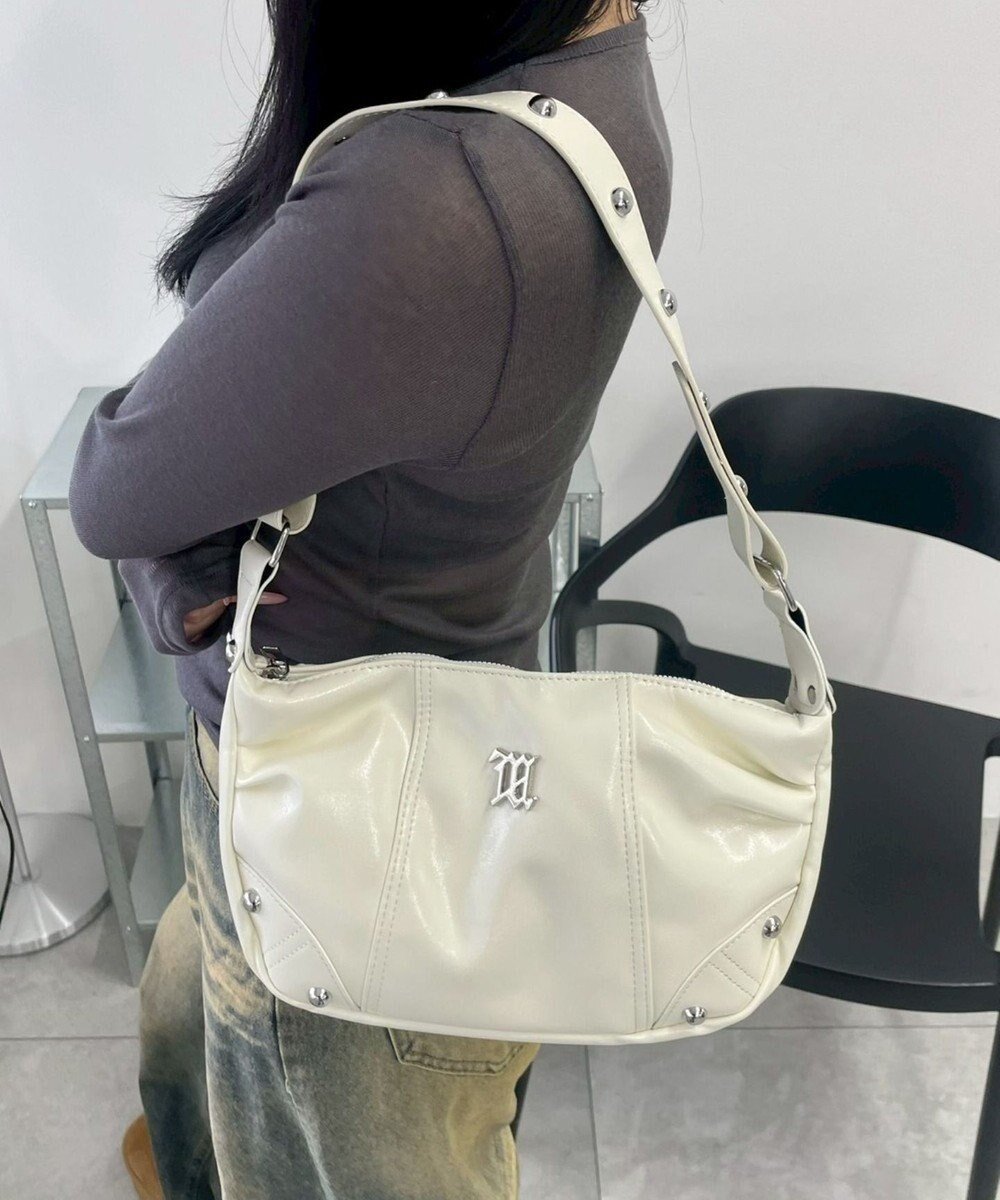 【ウィゴー/WEGO】のメタルパーツハーフムーンバッグ インテリア・キッズ・メンズ・レディースファッション・服の通販 founy(ファニー) 　ファッション　Fashion　レディースファッション　Fashion for Women　バッグ　Bags　おすすめ　Recommended / Our Picks　ガーリー　Girly, Feminine Style　スマホ　Smartphone, Mobile Device　トレンド　Trend, Trending Now　メタル　Metal, Metal Parts　オフホワイト|ID: prp329100004802856 ipo3291000000034846321