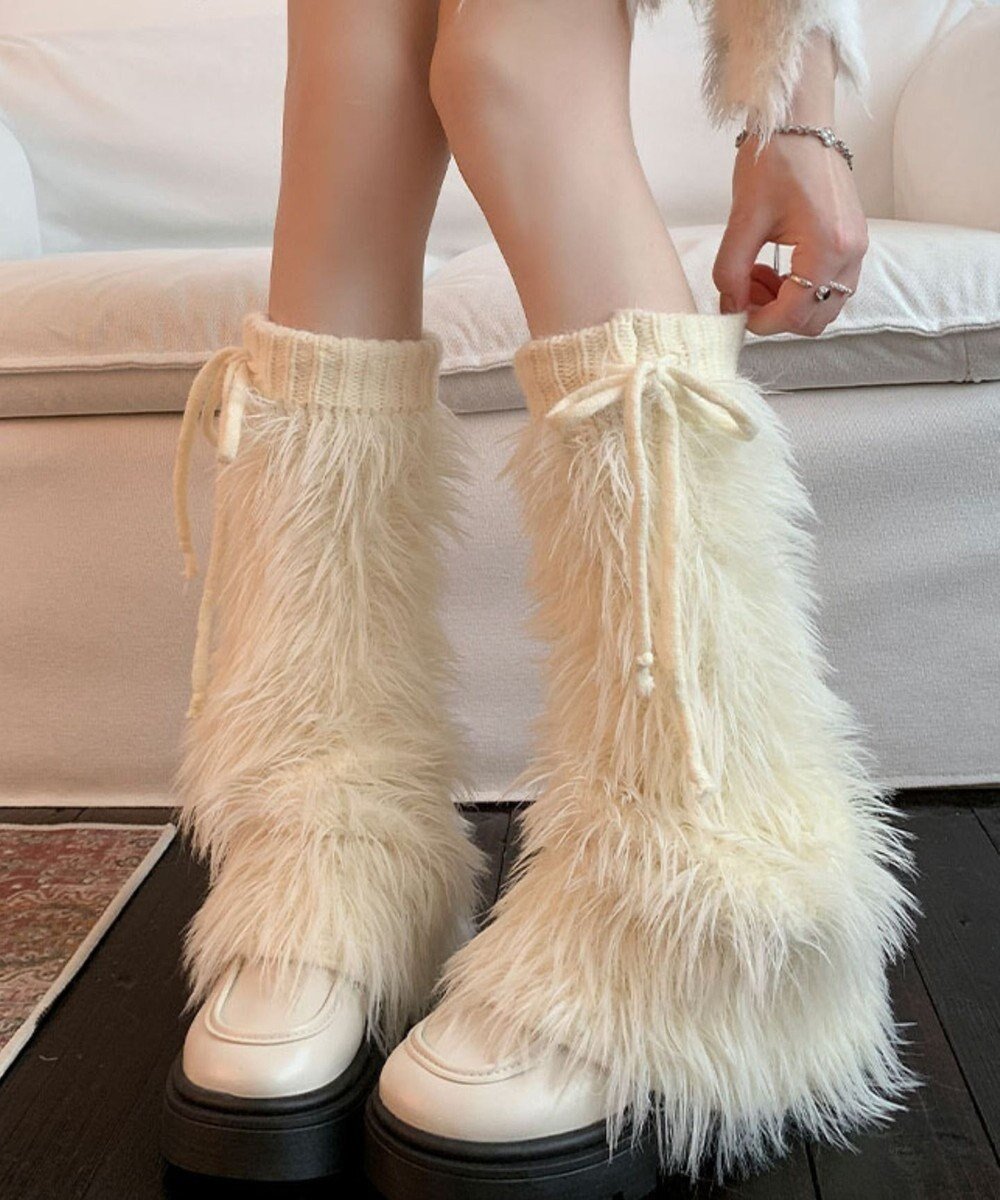 【ウィゴー/WEGO】のシャギーレッグカバー インテリア・キッズ・メンズ・レディースファッション・服の通販 founy(ファニー) ファッション Fashion レディースファッション Fashion for Women レッグウェア・ストッキング Legwear & Hosiery スニーカー Sneakers, Trainers スマホ Smartphone, Mobile Device ワンポイント One Point, Statement Accent A/W・秋冬 Autumn/Winter オフホワイト|ID: prp329100004802861 ipo3291000000034846346