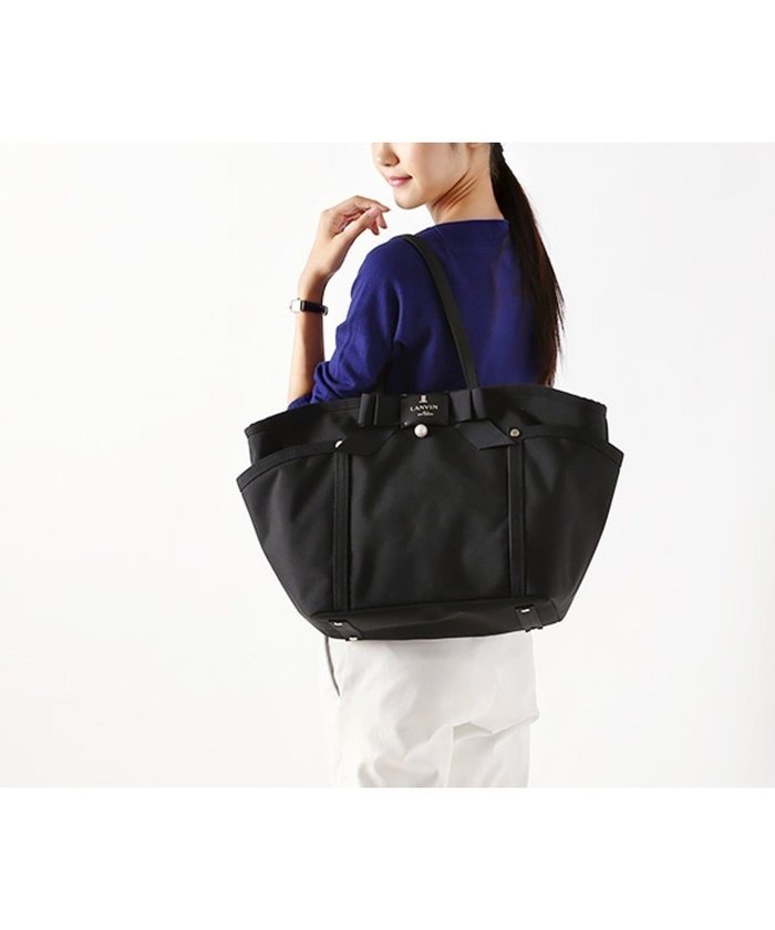 【ランバン オン ブルー/LANVIN en Bleu】のLANVIN en Bleu ランバンオンブルー ジュール トートバッグ ポーチ付 L インテリア・キッズ・メンズ・レディースファッション・服の通販 founy(ファニー) https://founy.com/ ファッション Fashion レディースファッション Fashion for Women バッグ Bags ポーチ&ミニバッグ Pouches & Mini Bags ショルダー Shoulder, Shoulder Strap センター Center, Center Line パール Pearl, Pearl Accent ポケット Pocket, Pocket Detail ポーチ Pouch, Small Case |ID: prp329100004805015 ipo3291000000034863938