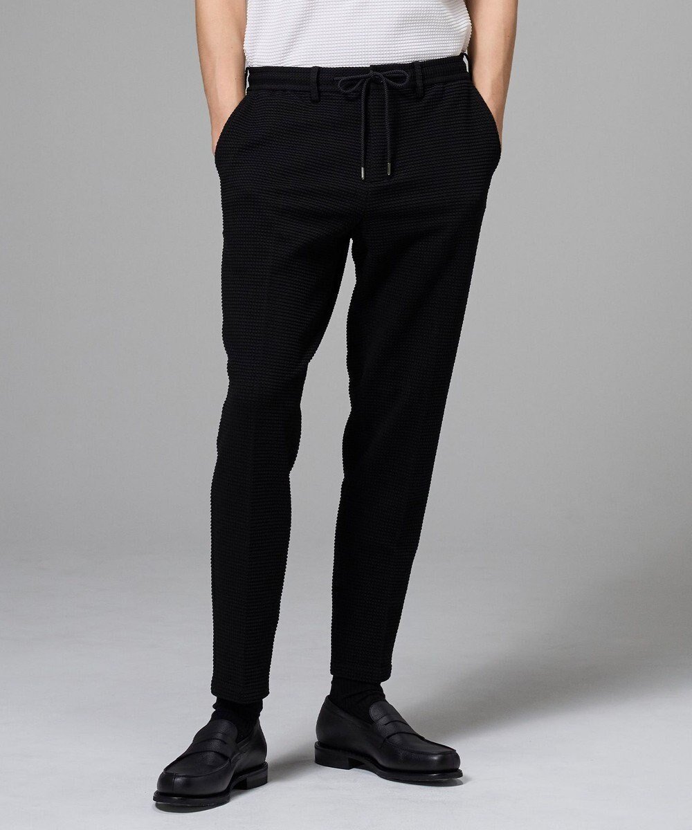 【ジョゼフ オム/JOSEPH HOMME / MEN】の【オリジナル素材 /ウエストゴム仕様】ライトタックジャージー ドロスト付テーパードパンツ / PEGG CONVERTIBLE インテリア・キッズ・メンズ・レディースファッション・服の通販 founy(ファニー) 　ファッション　Fashion　メンズファッション　Fashion for Men　ボトムス　Bottoms　アンサンブル　Ensemble Set　春　Spring　シンプル　Simple, Minimal　セットアップ　Set-Up, Coordinated Outfit　テーパード　Tapered, Tapered Pants　ドローコード　Drawcord, Drawstring Cord　定番　Standard, Basic Item　ポケット　Pocket, Pocket Detail　ループ　Loop, Loop Knit　レギュラー　Regular, Standard Fit　S/S・春夏　SS, Spring/Summer, Warm Season　夏　Summer　ブラック系|ID: prp329100004806229 ipo3291000000034875989