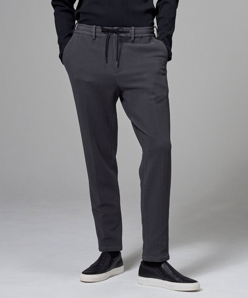 【ジョゼフ オム/JOSEPH HOMME / MEN】の【オリジナル素材 /ウエストゴム仕様】ライトタックジャージー ドロスト付テーパードパンツ / PEGG CONVERTIBLE インテリア・キッズ・メンズ・レディースファッション・服の通販 founy(ファニー) 　ファッション　Fashion　メンズファッション　Fashion for Men　ボトムス　Bottoms　アンサンブル　Ensemble Set　春　Spring　シンプル　Simple, Minimal　セットアップ　Set-Up, Coordinated Outfit　テーパード　Tapered, Tapered Pants　ドローコード　Drawcord, Drawstring Cord　定番　Standard, Basic Item　ポケット　Pocket, Pocket Detail　ループ　Loop, Loop Knit　レギュラー　Regular, Standard Fit　S/S・春夏　SS, Spring/Summer, Warm Season　夏　Summer　グレー系|ID: prp329100004806229 ipo3291000000034875991