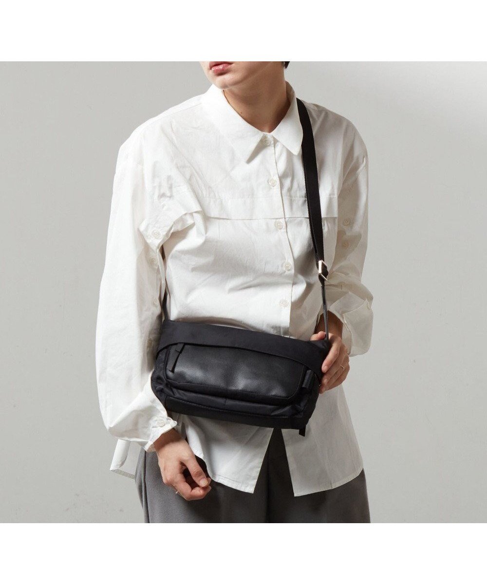【イザック/Y'SACCS】のリサイクルナイロン×カウレザー ラップミニショルダー 人気、トレンドファッション・服の通販 founy(ファニー) ファッション Fashion レディースファッション Fashion for Women スマート Smart, Elegant フェミニン Feminine, Girly ポケット Pocket, Pocket Detail other-1|ID: prp329100004806346 ipo3291000000034876936