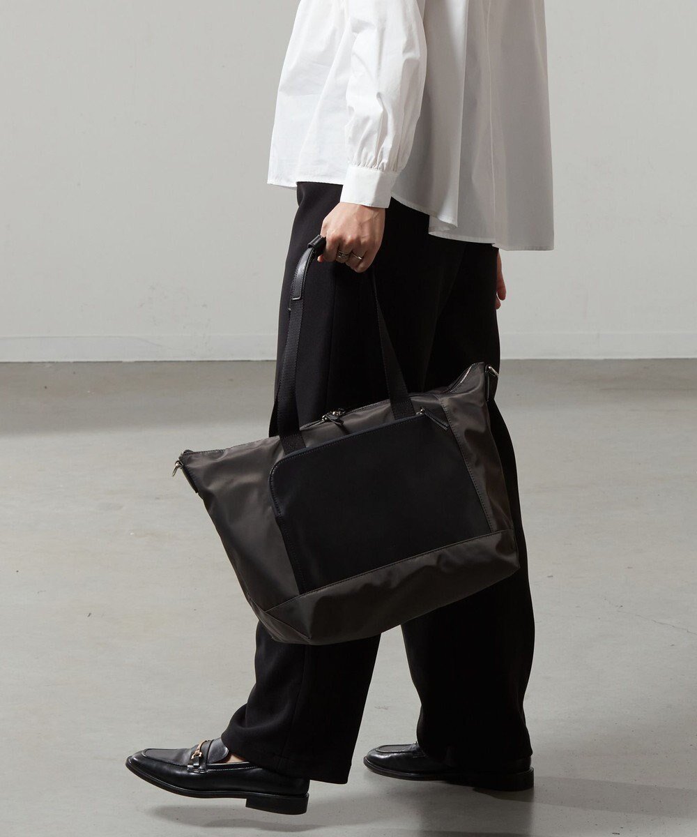 【イザック/Y'SACCS】のナイロン×リサイクルレザー コンビマルチトート 人気、トレンドファッション・服の通販 founy(ファニー) ファッション Fashion レディースファッション Fashion for Women バッグ Bags スクエア Square, Square Shape スマート Smart, Elegant トラベル Travel, Travel Gear バランス Balance, Style Balance フロント Front, Front Design ポケット Pocket, Pocket Detail other-1|ID: prp329100004806350 ipo3291000000034876986