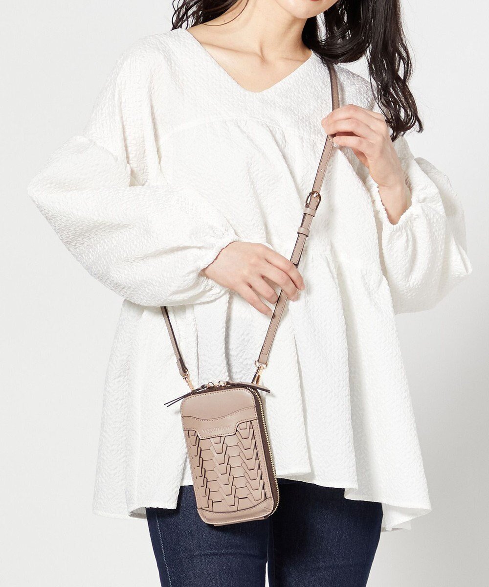 【ラ バガジェリー/LA BAGAGERIE】の【veganview】v piece mesh smartphone shoulder bag インテリア・キッズ・メンズ・レディースファッション・服の通販 founy(ファニー) ファッション Fashion レディースファッション Fashion for Women バッグ Bags 軽量 Lightweight, Ultra Light 定番 Standard, Basic Item ポケット Pocket, Pocket Detail メッシュ Mesh, Net Fabric モチーフ Motif, Design Theme スマホショルダーバッグ Smartphone Shoulder Bag グレージュ|ID: prp329100004806413 ipo3291000000034877725