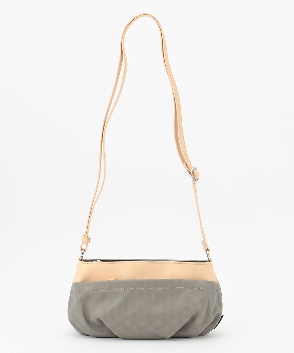 【イザック/Y'SACCS】のPolka Dots タックラウンドポシェット インテリア・キッズ・メンズ・レディースファッション・服の通販 founy(ファニー) ファッション Fashion レディースファッション Fashion for Women ジャカード/ジャガード Jacquard, Woven Pattern スマート Smart, Elegant 財布 Wallet, Purse ドット Polka Dot, Dot Pattern 定番 Standard, Basic Item バケツ Bucket, Bucket Style フォルム Silhouette, Form ポケット Pocket, Pocket Detail マグネット Magnet, Magnetic Closure おすすめ Recommended / Our Picks 旅行 Travel エレガント 上品 Elegant グレージュ|ID: prp329100004807587 ipo3291000000034887326