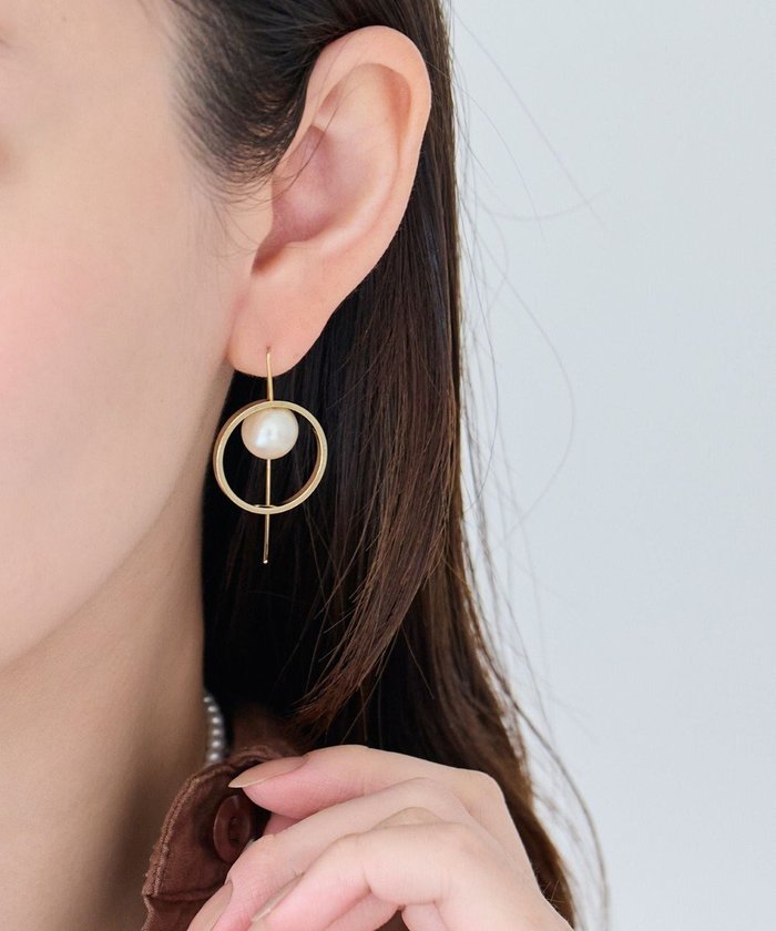 【フィービィー/phoebe】の〈金属アレルギー対応〉モーションリングパールピアス/ニッケルフリー/大ぶり/存在感◎/主役級 インテリア・キッズ・メンズ・レディースファッション・服の通販 founy(ファニー) https://founy.com/ ファッション Fashion レディースファッション Fashion for Women ジュエリー Jewelry ファッションリング Fashion Rings アクセサリー Fashion Accessories エレガント 上品 Elegant サークル Circle, Round Design トレンド Trend, Trending Now パール Pearl, Pearl Accent ビッグ Big, Oversized モダン Modern, Contemporary モチーフ Motif, Design Theme |ID: prp329100004807786 ipo3291000000034888630