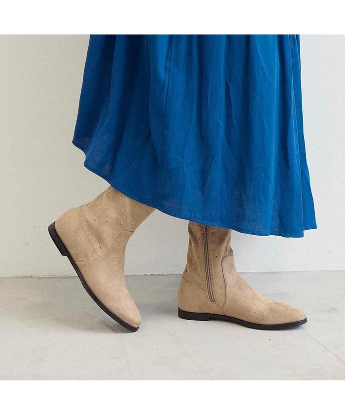 【リズ ラフィーネ/Riz raffinee】のRiz raffinee スタッズ付インヒールブーツ インテリア・キッズ・メンズ・レディースファッション・服の通販 founy(ファニー) https://founy.com/ ファッション Fashion レディースファッション Fashion for Women エレガント 上品 Elegant オケージョン Occasion Wear クッション Cushion, Throw Pillow シンプル Simple, Minimal スタッズ Studs, Metal Accents ストレッチ Stretch, Stretchy Fabric デニム Denim, Jeans Material トレンド Trend, Trending Now ドット Polka Dot, Dot Pattern フェミニン Feminine, Girly フラット Flat, Flat Shoes フレア Flare, Flared プレーン Plain, Simple ベーシック Basic, Essential 防寒 Cold Protection, Winter-Ready レイン Rain, Rainproof 冬 Winter / This Winter A/W・秋冬 Autumn/Winter 2024年 2024 セレモニー Ceremony 卒業式 Graduation Ceremony ビジネス 仕事 通勤 Business / Work / Commuting 2024-2025秋冬・A/W Autumn/Winter 2024–25 AW24–25 |ID: prp329100004808817 ipo3291000000035549282