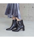 【モード エ ジャコモ/MODE ET JACOMO】のMODE ET JACOMO コンビデザインショートブーツ 人気、トレンドファッション・服の通販 founy(ファニー) ファッション Fashion レディースファッション Fashion for Women アーモンドトゥ Almond Toe Shoes クッション Cushion, Throw Pillow コンビ Combo, Combination Style シューズ Shoes, Footwear ショート Short, Short Length 日本製 Made In Japan A/W・秋冬 Autumn/Winter thumbnail ブラックコンビ|ID: prp329100004811119 ipo3291000000034921873