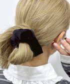 【ウィゴー/WEGO】のLベロアシュシュ 人気、トレンドファッション・服の通販 founy(ファニー) ファッション Fashion レディースファッション Fashion for Women トップス・カットソー Cut & Sew Tops ベロアトップス Velour Tops / Velvet-Look Items シュシュ&ヘアアクセ/ヘアアレンジ Scrunchies & Hair Accessories おすすめ Recommended / Our Picks アクセサリー Fashion Accessories スマホ Smartphone, Mobile Device ヘアアクセ Hair Accessory, Hair Clip ベロア Velour, Soft Velvet A/W・秋冬 Autumn/Winter thumbnail ブラック|ID: prp329100004811178 ipo3291000000034922345