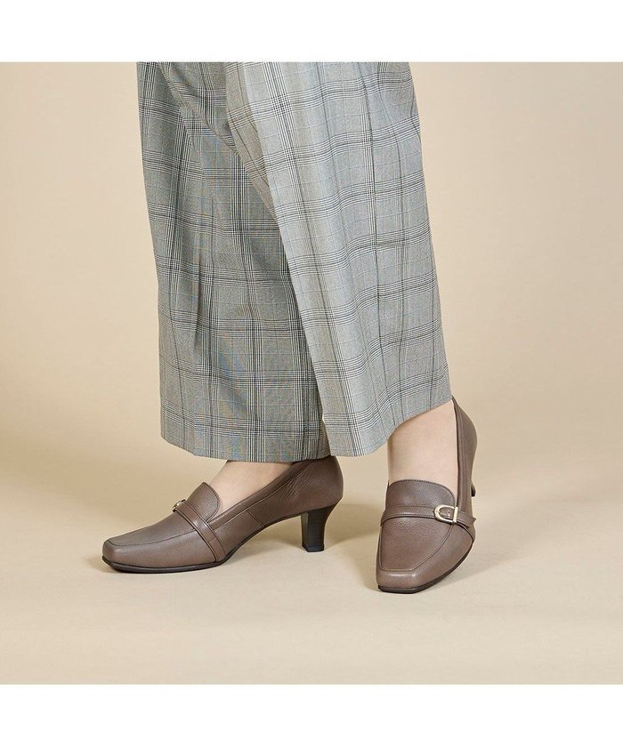 【イング/ing】のing ベルトデザインヒールローファー インテリア・キッズ・メンズ・レディースファッション・服の通販 founy(ファニー) https://founy.com/ ファッション Fashion レディースファッション Fashion for Women ベルト&ウエストマーク Belts & Waist Accessories シューズ Shoes, Footwear トレンド Trend, Trending Now バランス Balance, Style Balance ベーシック Basic, Essential おすすめ Recommended / Our Picks 日本製 Made In Japan ビジネス 仕事 通勤 Business / Work / Commuting |ID: prp329100004812014 ipo3291000000034931424