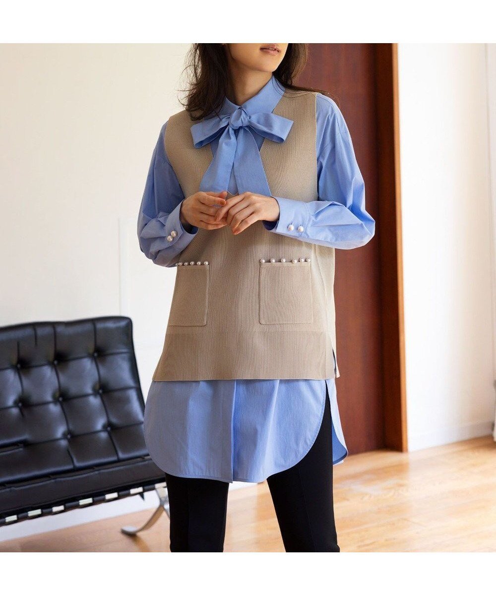 【組曲/KUMIKYOKU】のコンパクトシャーティングオーバー シャツ インテリア・キッズ・メンズ・レディースファッション・服の通販 founy(ファニー) 　ファッション　Fashion　レディースファッション　Fashion for Women　トップス・カットソー　Cut & Sew Tops　シャツ・ブラウス・オフィスカジュアル　Elegant Blouses & Button-Ups　ギャザー　Gathered, Ruffled　コンパクト　Compact, Small Size　今季　This Season, Current Season　シンプル　Simple, Minimal　チュニック　Tunic, Long Top　トレンド　Trend, Trending Now　パターン　Pattern, Design Print　フォルム　Silhouette, Form　ベスト　Vest, Waistcoat　ヨーク　Yoke, Yoke Design　リボン　Ribbon, Bow　A/W・秋冬　Autumn/Winter　エレガント 上品　Elegant　サックスブルー系|ID: prp329100004812904 ipo3291000000034941136