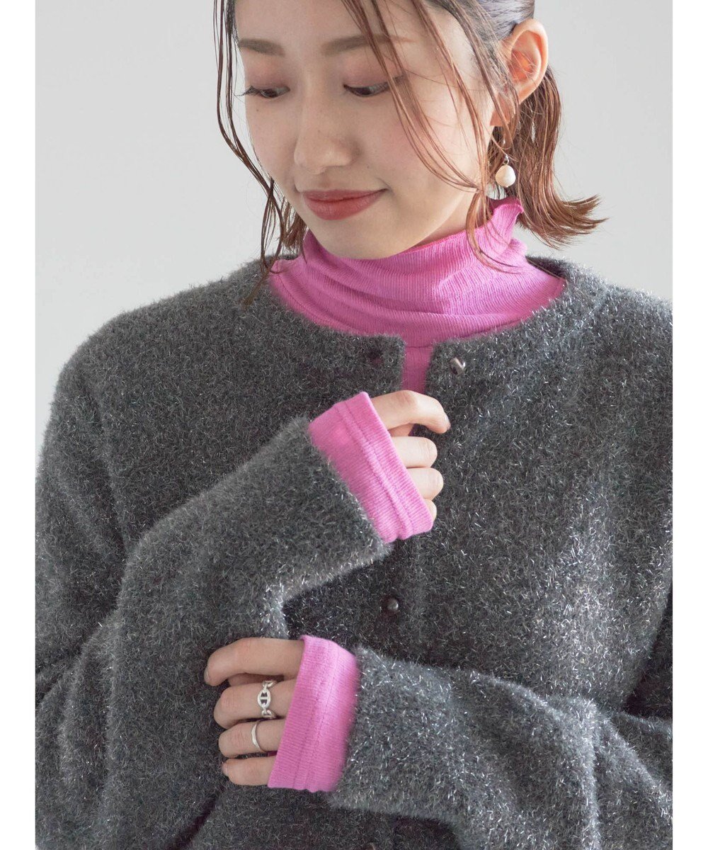 【テチチ/Te chichi】の【宮本茉由着用】カラータートルインナー インテリア・キッズ・メンズ・レディースファッション・服の通販 founy(ファニー) 　ファッションモデル・俳優・女優　Models　女性　Women　宮本茉由　MIyamoto Mayu　ファッション　Fashion　レディースファッション　Fashion for Women　トップス・カットソー　Cut & Sew Tops　シャツ・ブラウス・オフィスカジュアル　Elegant Blouses & Button-Ups　ロングTシャツ・Tシャツ　Longline T-Shirts & Tees　カットソー・ベーシックTシャツ　Cut-and-Sewn Tops / Stretch Tees & Basics　インナー　Innerwear　カットソー　Cut and Sewn Top　ストライプ　Stripe, Striped Pattern　タートル　Turtleneck, Turtle Collar　フィット　Fit, Slim Fit　ベーシック　Basic, Essential　ロング　Long, Long-Length　夏　Summer　S/S・春夏　SS, Spring/Summer, Warm Season　無地　Plain, Solid Color　A/W・秋冬　Autumn/Winter　ピンク|ID: prp329100004812909 ipo3291000000035678058