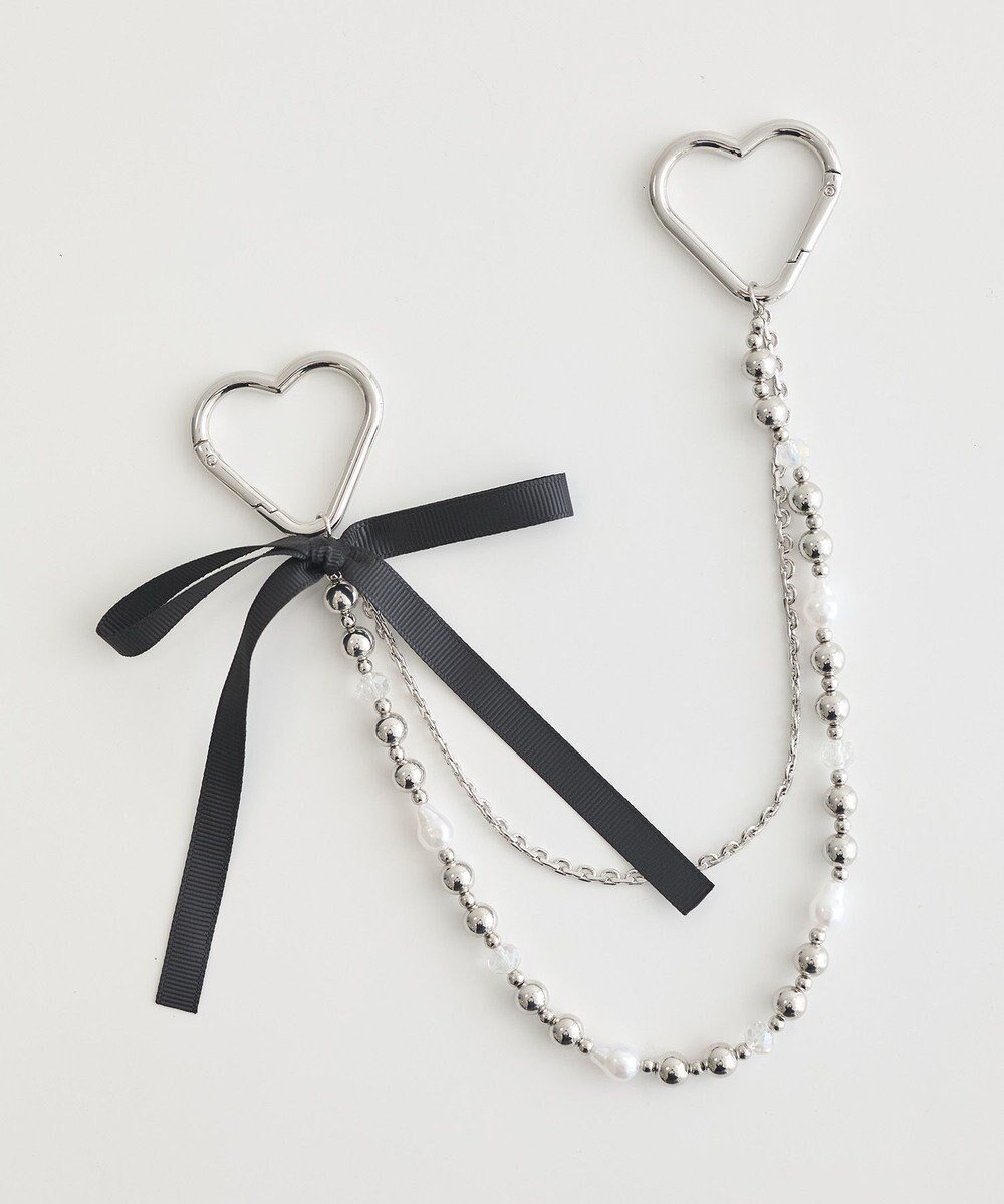 【アースミュージックアンドエコロジー/earth music&ecology】のリボンパールバッグチャーム インテリア・キッズ・メンズ・レディースファッション・服の通販 founy(ファニー) 　ファッション　Fashion　レディースファッション　Fashion for Women　おすすめ　Recommended / Our Picks　チャーム　Charm, Pendant　パール　Pearl, Pearl Accent　フェミニン　Feminine, Girly　メタル　Metal, Metal Parts　リボン　Ribbon, Bow　シルバー|ID: prp329100004813795 ipo3291000000034959389