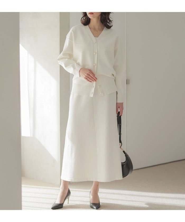 【組曲/KUMIKYOKU】のスウェットニット スカート インテリア・キッズ・メンズ・レディースファッション・服の通販 founy(ファニー) https://founy.com/ ファッション Fashion レディースファッション Fashion for Women スカート Skirts 春 Spring カーディガン Cardigan, Knitwear シェイプ Shape, Slim Fit セットアップ Set-Up, Coordinated Outfit センター Center, Center Line バランス Balance, Style Balance フォルム Silhouette, Form フレア Flare, Flared ポケット Pocket, Pocket Detail S/S・春夏 SS, Spring/Summer, Warm Season おすすめ Recommended / Our Picks 夏 Summer エレガント 上品 Elegant |ID: prp329100004814824 ipo3291000000035147706