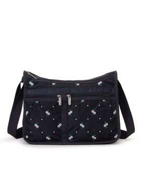 【レスポートサック/LeSportsac】のDELUXE EVERYDAY BAG/フローラルラティスEMB 人気、トレンドファッション・服の通販 founy(ファニー) ファッション Fashion レディースファッション Fashion for Women クラシック Classic, Timeless Style 傘 Umbrella, Parasol ダイヤモンド Diamond, Brilliant Cut 手帳 Planner, Notebook 人気 Popular, Best Seller フラワー Flower, Floral ポケット Pocket, Pocket Detail ポーチ Pouch, Small Case モチーフ Motif, Design Theme エレガント 上品 Elegant |ID:prp329100004814865