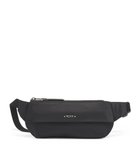 【トゥミ/TUMI】のレディス Voyageur 「ジュノ」スリム・ヒップ・バッグ ブラックガンメタル|ID: prp329100004820725 ipo3291000000035031716