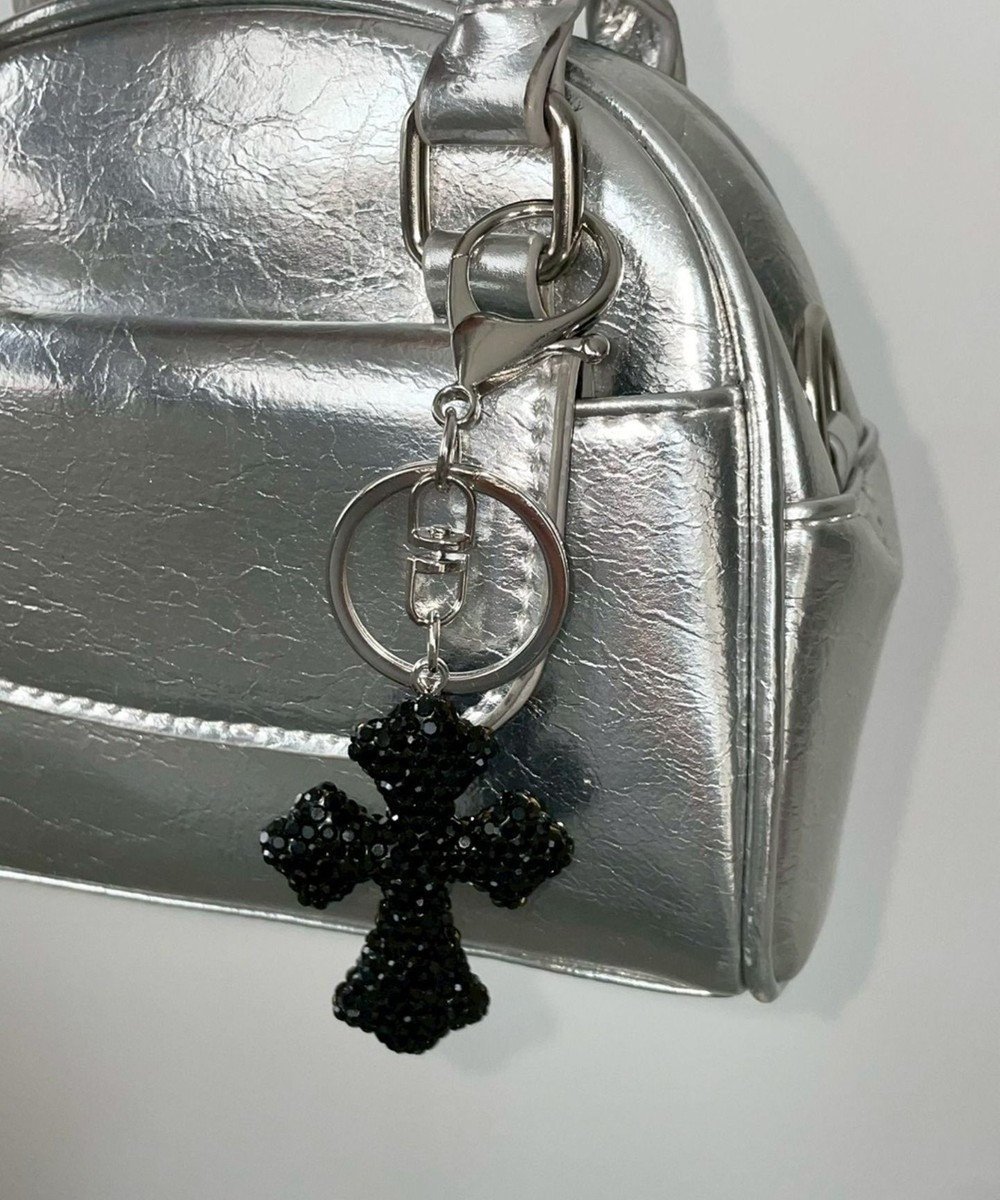 【ウィゴー/WEGO】のキラキラクロスキーホルダー インテリア・キッズ・メンズ・レディースファッション・服の通販 founy(ファニー) 　ファッション　Fashion　レディースファッション　Fashion for Women　ミニ財布・二つ折り財布　Wallets & Card Cases　おすすめ　Recommended / Our Picks　キーホルダー　Keychain, Key Holder　ストーン　Stone, Gem-Like　スマホ　Smartphone, Mobile Device　ポーチ　Pouch, Small Case　モチーフ　Motif, Design Theme　ワンポイント　One Point, Statement Accent　財布　Wallet, Purse　ブラック|ID: prp329100004822382 ipo3291000000035057622