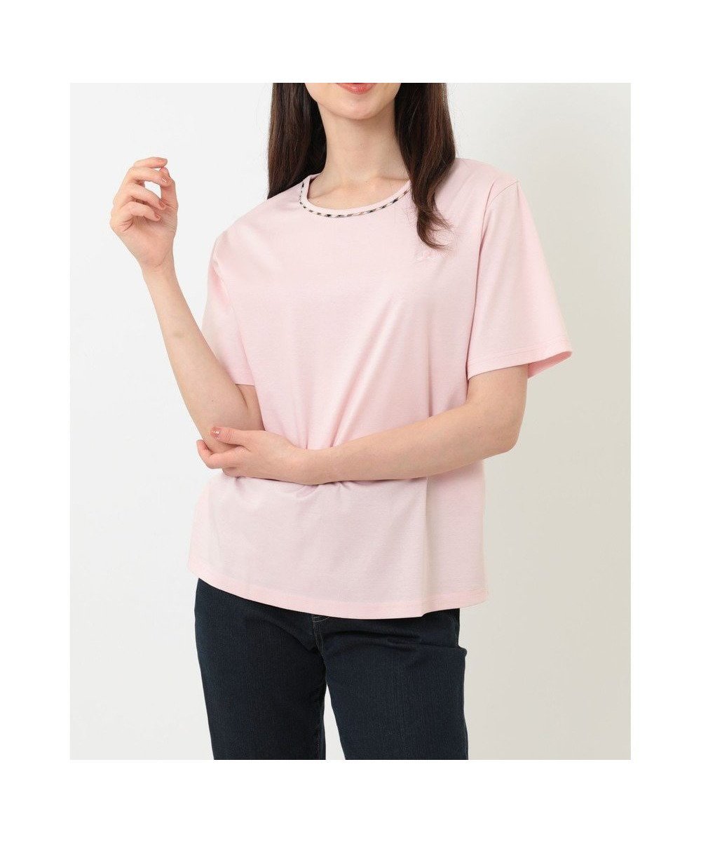 【ダックス/DAKS】のクールローレル丸首カットソー インテリア・キッズ・メンズ・レディースファッション・服の通販 founy(ファニー) 　ファッション　Fashion　レディースファッション　Fashion for Women　トップス・カットソー　Cut & Sew Tops　シャツ・ブラウス・オフィスカジュアル　Elegant Blouses & Button-Ups　ロングTシャツ・Tシャツ　Longline T-Shirts & Tees　カットソー・ベーシックTシャツ　Cut-and-Sewn Tops / Stretch Tees & Basics　インナー　Innerwear　カットソー　Cut and Sewn Top　シルク　Silk, 100% Silk　シンプル　Simple, Minimal　チェック　Check, Plaid, Tartan　夏　Summer　定番　Standard, Basic Item　S/S・春夏　SS, Spring/Summer, Warm Season　A/W・秋冬　Autumn/Winter　ピンク|ID: prp329100004822701 ipo3291000000035063283