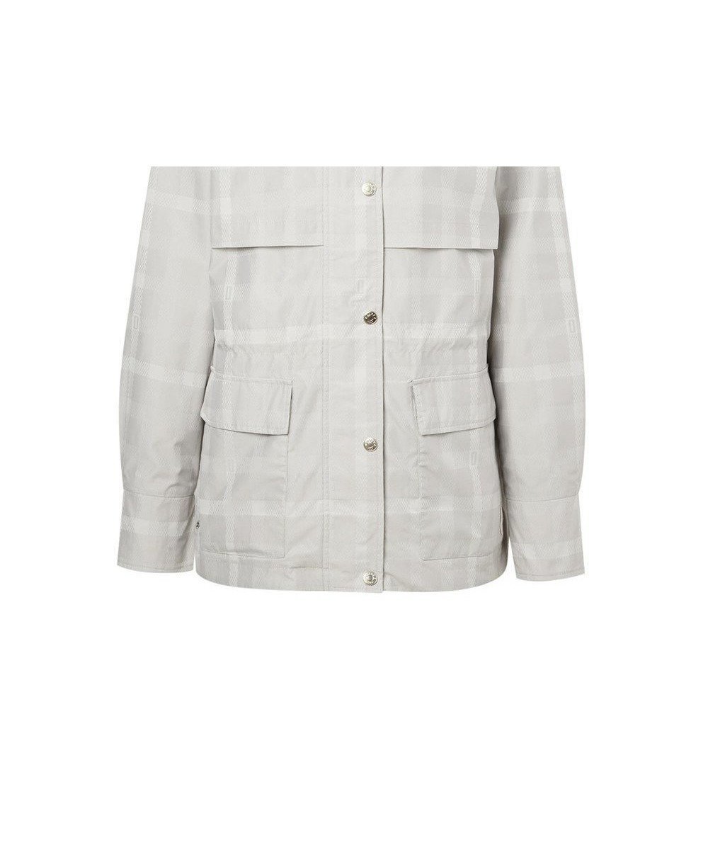 【ダックス/DAKS】のシグネチャーチェック ジャカードサファリブルゾン インテリア・キッズ・メンズ・レディースファッション・服の通販 founy(ファニー) ファッション Fashion レディースファッション Fashion for Women アウター Coat / Outerwear Collection レディースジャケット・軽アウター Jackets ブルゾンジャケット・スポーティアウター Blouson Jackets おすすめ Recommended / Our Picks ジャカード/ジャガード Jacquard, Woven Pattern ジャケット Jacket, Outerwear ストレッチ Stretch, Stretchy Fabric チェック Check, Plaid, Tartan ドローストリング Drawstring, Pull Cord フィット Fit, Slim Fit ブルゾン Blouson, Bomber Jacket 夏 Summer S/S・春夏 SS, Spring/Summer, Warm Season 秋 Autumn A/W・秋冬 Autumn/Winter 軽量 Lightweight, Ultra Light ライトグレー|ID: prp329100004822706 ipo3291000000035063378