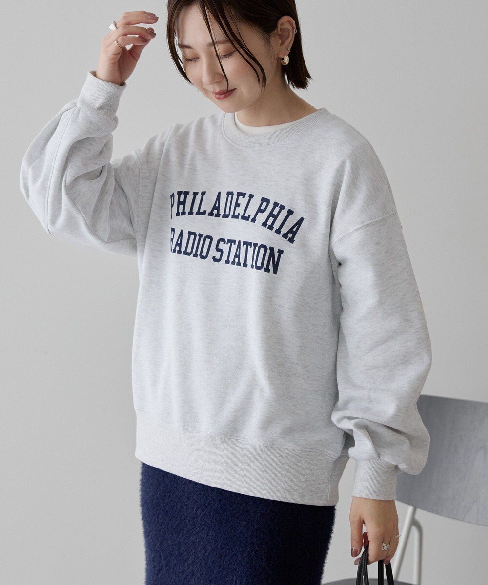 【アメリカンホリック/AMERICAN HOLIC】のカレッジロゴ裏起毛プルオーバー インテリア・キッズ・メンズ・レディースファッション・服の通販 founy(ファニー) 　ファッション　Fashion　レディースファッション　Fashion for Women　トップス・カットソー　Cut & Sew Tops　レディースパーカー・カジュアルフーディー　Casual Hoodies & Sweatshirts　カジュアルプルオーバー・ニットトップス　Pullovers & Knit Tops / Casual Pullovers　スウェット・クルーネックトップス　Sweatshirts & Crewnecks / Relaxed Fit Sweat Tops　アメリカン　American Style　インナー　Innerwear　ジャケット　Jacket, Outerwear　スウェット / スエット　Sweatshirt, Sweatwear　スタイリッシュ　Stylish, Fashionable　ポケット　Pocket, Pocket Detail　A/W・秋冬　Autumn/Winter　おすすめ　Recommended / Our Picks　Gray Mixture|ID: prp329100004825662 ipo3291000000035106568