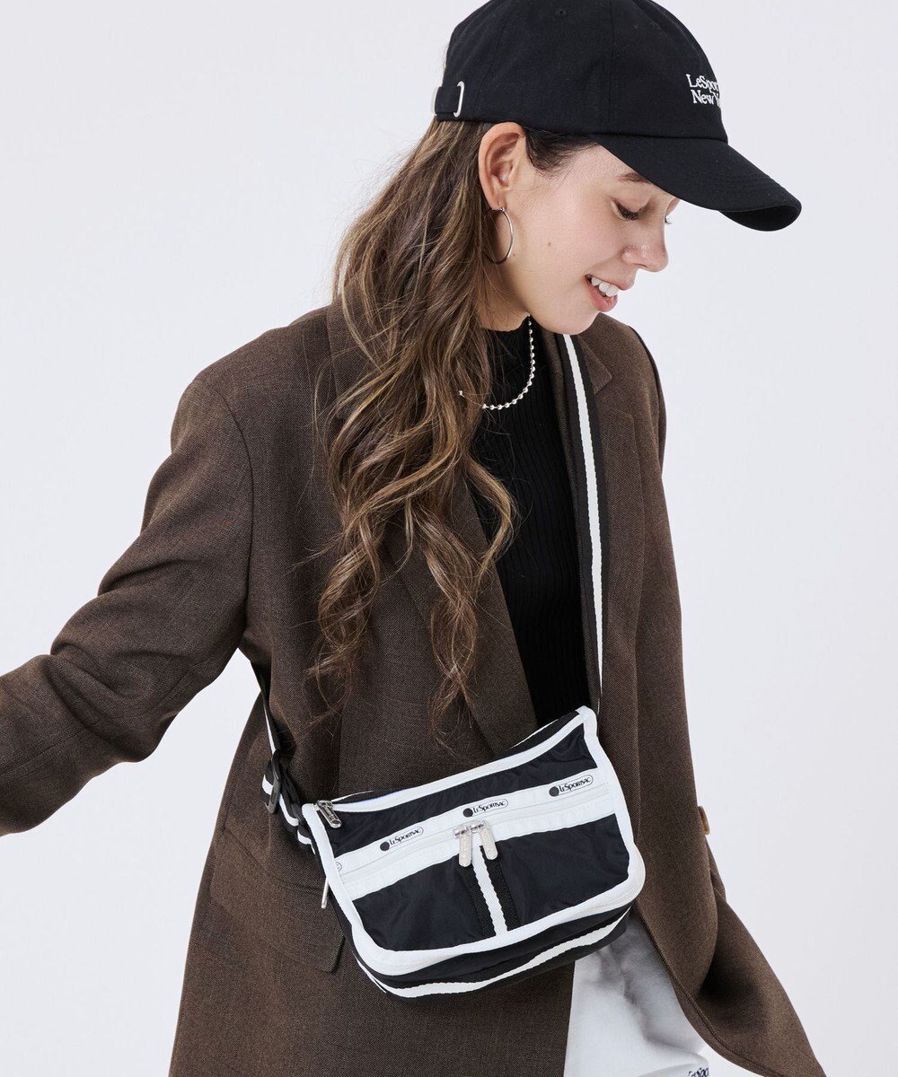 【レスポートサック/LeSportsac】のSMALL EVERYDAY BAG/スペクテイターブラック インテリア・キッズ・メンズ・レディースファッション・服の通販 founy(ファニー) ファッション Fashion レディースファッション Fashion for Women アウトドア Outdoor Clothing コンパクト Compact, Small Size 軽量 Lightweight, Ultra Light ショルダー Shoulder, Shoulder Strap シンプル Simple, Minimal スポーティ Sporty, Casual Athletic 財布 Wallet, Purse トラベル Travel, Travel Gear プリント Print, Printed Pattern ポケット Pocket, Pocket Detail ポーチ Pouch, Small Case 無地 Plain, Solid Color おすすめ Recommended / Our Picks 旅行 Travel ギフト プレゼント Gift / Present ビジネス 仕事 通勤 Business / Work / Commuting スペクテイターブラック|ID: prp329100004827349 ipo3291000000035126486