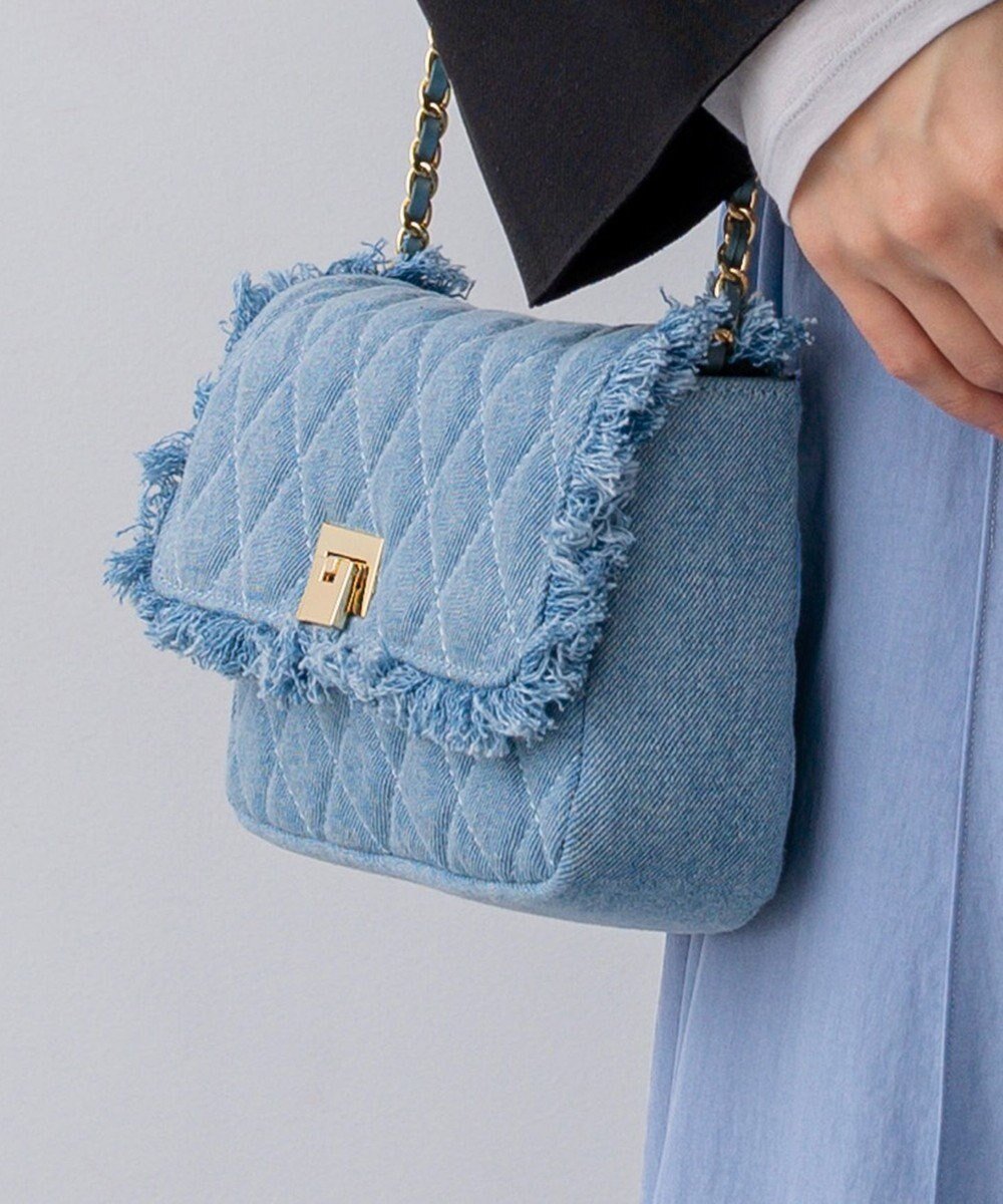 【23区/NIJYUSANKU】の【先行予約】デニムフリンジ ショルダーバッグ 人気、トレンドファッション・服の通販 founy(ファニー) 　ファッション　Fashion　レディースファッション　Fashion for Women　バッグ　Bags　2026年　2026　アクセサリー　Fashion Accessories　キルティング　Quilted, Quilting　コンパクト　Compact, Small Size　ショルダー　Shoulder, Shoulder Strap　チェーン　Chain, Chain Strap　デニム　Denim, Jeans Material　フラップ　Flap, Flap Pocket　フリンジ　Fringe, Tassel　ポケット　Pocket, Pocket Detail　リップ　Lip, Lip Motif　エレガント 上品　Elegant　旅行　Travel　 other-1|ID: prp329100004828148 ipo3291000000035136800