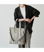 【ラシット/russet】のアシンメトリーハンドルトートバッグ(SF-237) 人気、トレンドファッション・服の通販 founy(ファニー) ファッション Fashion レディースファッション Fashion for Women バッグ Bags アシンメトリー Asymmetrical Style ショルダー Shoulder, Shoulder Strap シルバー Silver, Metallic Silver シンプル Simple, Minimal なめらか Smooth, Silky Texture フォルム Silhouette, Form フロント Front, Front Design ベーシック Basic, Essential ポケット Pocket, Pocket Detail 無地 Plain, Solid Color 再入荷 Restock / Back in Stock おすすめ Recommended / Our Picks 日本製 Made In Japan エレガント 上品 Elegant ビジネス 仕事 通勤 Business / Work / Commuting thumbnail N.Gray|ID: prp329100004828164 ipo3291000000035633633