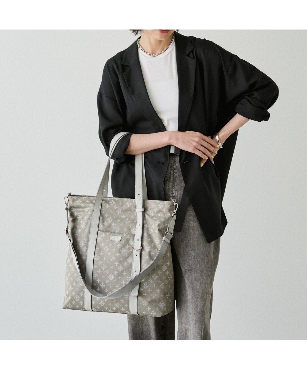 【ラシット/russet】のアシンメトリーハンドルトートバッグ(SF-237) インテリア・キッズ・メンズ・レディースファッション・服の通販 founy(ファニー) 　ファッション　Fashion　レディースファッション　Fashion for Women　バッグ　Bags　アシンメトリー　Asymmetrical Style　ショルダー　Shoulder, Shoulder Strap　シルバー　Silver, Metallic Silver　シンプル　Simple, Minimal　なめらか　Smooth, Silky Texture　フォルム　Silhouette, Form　フロント　Front, Front Design　ベーシック　Basic, Essential　ポケット　Pocket, Pocket Detail　無地　Plain, Solid Color　再入荷　Restock / Back in Stock　おすすめ　Recommended / Our Picks　日本製　Made In Japan　エレガント 上品　Elegant　ビジネス 仕事 通勤　Business / Work / Commuting　N.Gray|ID: prp329100004828164 ipo3291000000035633633