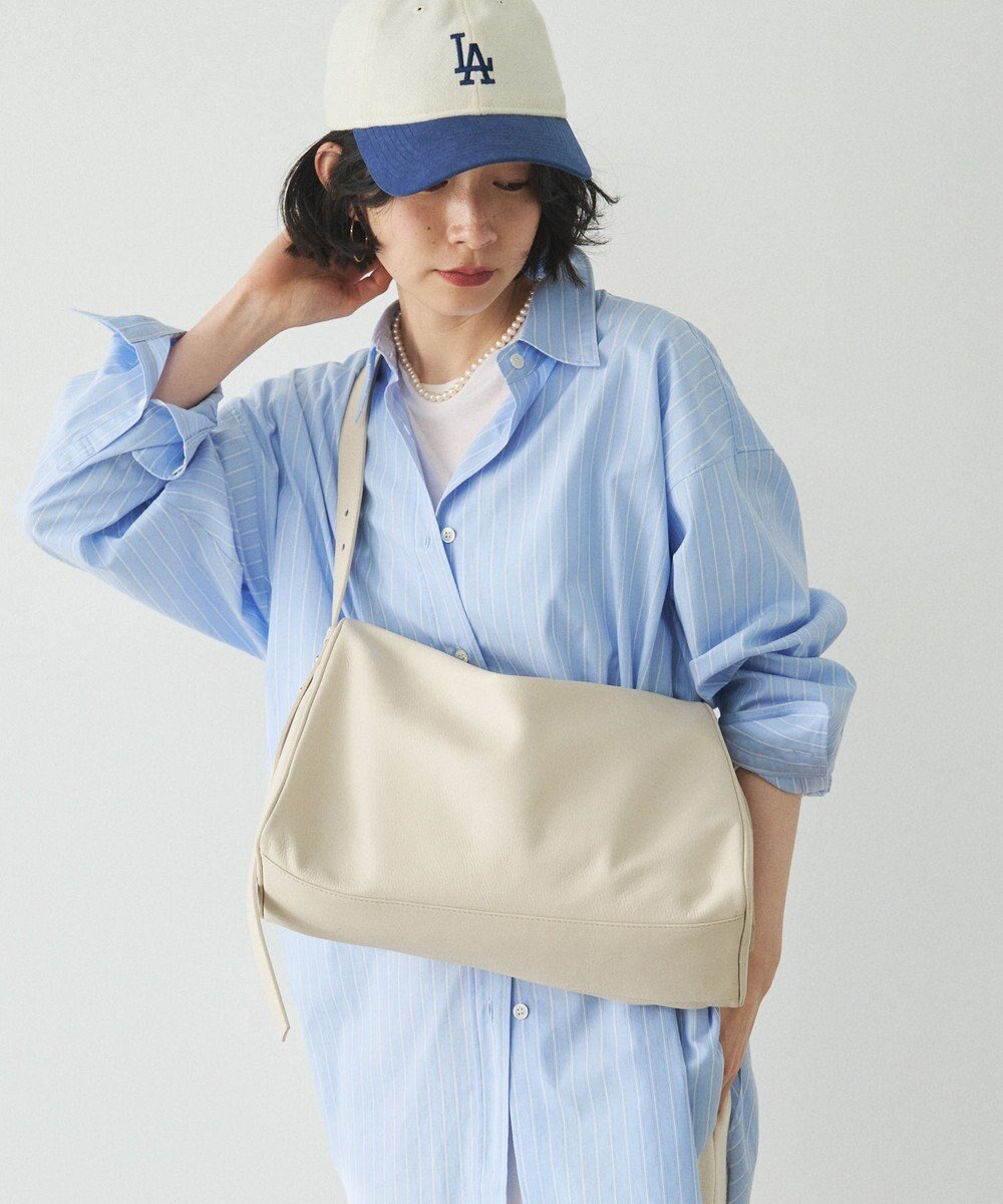 【ラシット/russet】のトライアングルショルダーバッグ(CE-1675) インテリア・キッズ・メンズ・レディースファッション・服の通販 founy(ファニー) 　ファッション　Fashion　レディースファッション　Fashion for Women　シルバー　Silver, Metallic Silver　シンプル　Simple, Minimal　トライアングル　Triangle, Triangular Shape　フォルム　Silhouette, Form　ベーシック　Basic, Essential　ポケット　Pocket, Pocket Detail　マグネット　Magnet, Magnetic Closure　再入荷　Restock / Back in Stock　おすすめ　Recommended / Our Picks　日本製　Made In Japan　エレガント 上品　Elegant　Ivory|ID: prp329100004828166 ipo3291000000035564017