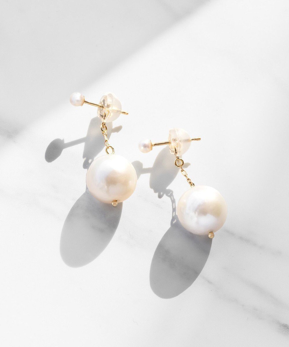 【トッカ/TOCCA】の【WEB限定】RHYTHM OF PEARL PIERCED EARRINGS K10 淡水パールピアス 人気、トレンドファッション・服の通販 founy(ファニー) 　ファッション　Fashion　レディースファッション　Fashion for Women　ジュエリー　Jewelry　ファッションリング　Fashion Rings　イヤリング・フープ・ドロップタイプ　Hoop, Drop & Clip Earrings　アクセサリー　Fashion Accessories　コンパクト　Compact, Small Size　ジュエリー　Jewelry, Accessories　チェーン　Chain, Chain Strap　テクスチャー　Texture, Textured Fabric　バロック　Baroque, Baroque Design　パール　Pearl, Pearl Accent　フォルム　Silhouette, Form　フォーマル　Formal, Dressy　ベビー　Baby, Babywear　ポーチ　Pouch, Small Case　モダン　Modern, Contemporary　エレガント 上品　Elegant　 other-1|ID: prp329100004829151 ipo3291000000035147336