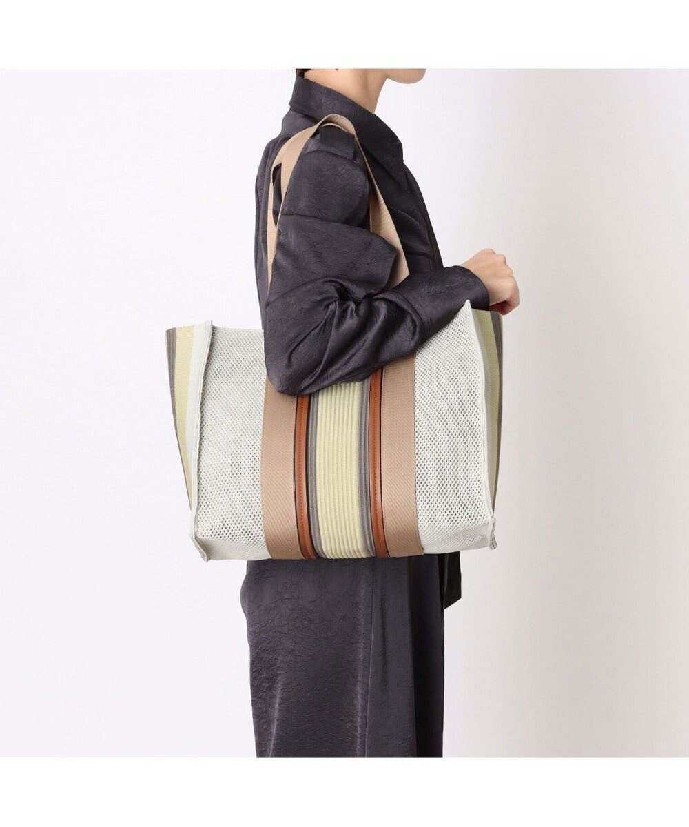 【アンビリオン/UNBILLION】のカシュカシュ cachecache / マルチカラーストライプ2wayスクエアトート インテリア・キッズ・メンズ・レディースファッション・服の通販 founy(ファニー) 　ファッション　Fashion　レディースファッション　Fashion for Women　バッグ　Bags　カラフル　Colorful Design　シンプル　Simple, Minimal　ストライプ　Stripe, Striped Pattern　スポーティ　Sporty, Casual Athletic　雑誌　Magazine, Fashion Magazine　トレンド　Trend, Trending Now　ハンド　Hand, Handmade　ミックス　Mix, Mixed Style　メッシュ　Mesh, Net Fabric　モチーフ　Motif, Design Theme　再入荷　Restock / Back in Stock　ビジネス 仕事 通勤　Business / Work / Commuting　エー|ID: prp329100004829163 ipo3291000000035147377