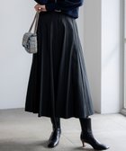 【23区/NIJYUSANKU】の【FUDGE掲載/先行予約】マットライトタフタ フレアスカート ブラック系|ID: prp329100004829186 ipo3291000000035147458