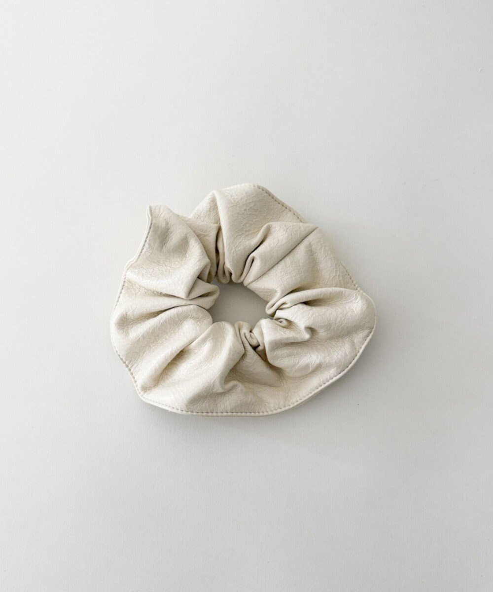 【ウィゴー/WEGO】のLヴィンテージPUシュシュ インテリア・キッズ・メンズ・レディースファッション・服の通販 founy(ファニー) 　ファッション　Fashion　レディースファッション　Fashion for Women　シュシュ&ヘアアクセ/ヘアアレンジ　Scrunchies & Hair Accessories　おすすめ　Recommended / Our Picks　アクセサリー　Fashion Accessories　スマホ　Smartphone, Mobile Device　ヴィンテージ　Vintage Style　オフホワイト|ID: prp329100004830139 ipo3291000000035157557