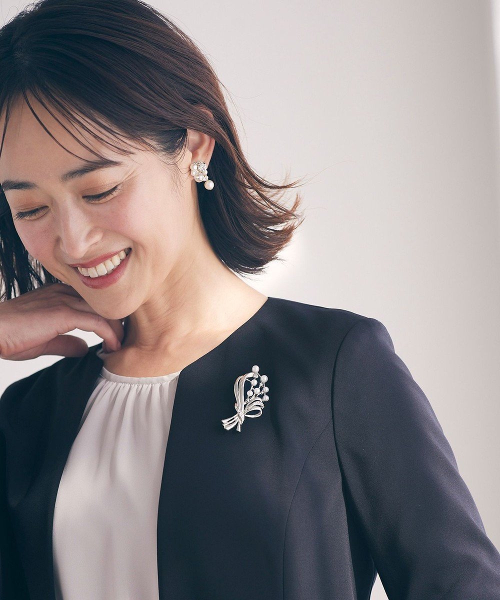 【エニィ スィス/any SiS】のフラワーブーケ ブローチ インテリア・キッズ・メンズ・レディースファッション・服の通販 founy(ファニー) 　ファッション　Fashion　レディースファッション　Fashion for Women　おすすめ　Recommended / Our Picks　アクセサリー　Fashion Accessories　シンプル　Simple, Minimal　ジャケット　Jacket, Outerwear　スタイリッシュ　Stylish, Fashionable　フラワー　Flower, Floral　ブローチ　Brooch, Pin Brooch　エレガント 上品　Elegant　人気　Popular, Best Seller　シルバー|ID: prp329100004831268 ipo3291000000035175229