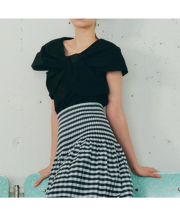 【イェッカ ヴェッカ/YECCA VECCA】のリボンデザインブラウス インテリア・キッズ・メンズ・レディースファッション・服の通販 founy(ファニー) https://founy.com/ ファッション Fashion レディースファッション Fashion for Women トップス・カットソー Cut & Sew Tops シャツ・ブラウス・オフィスカジュアル Elegant Blouses & Button-Ups ショール Shawl, Wrap ボックス Boxy, Box Shape ボトム Bottoms, Lower Wear ポケット Pocket, Pocket Detail リボン Ribbon, Bow 夏 Summer 春 Spring S/S・春夏 SS, Spring/Summer, Warm Season |ID: prp329100004832041 ipo3291000000035184024