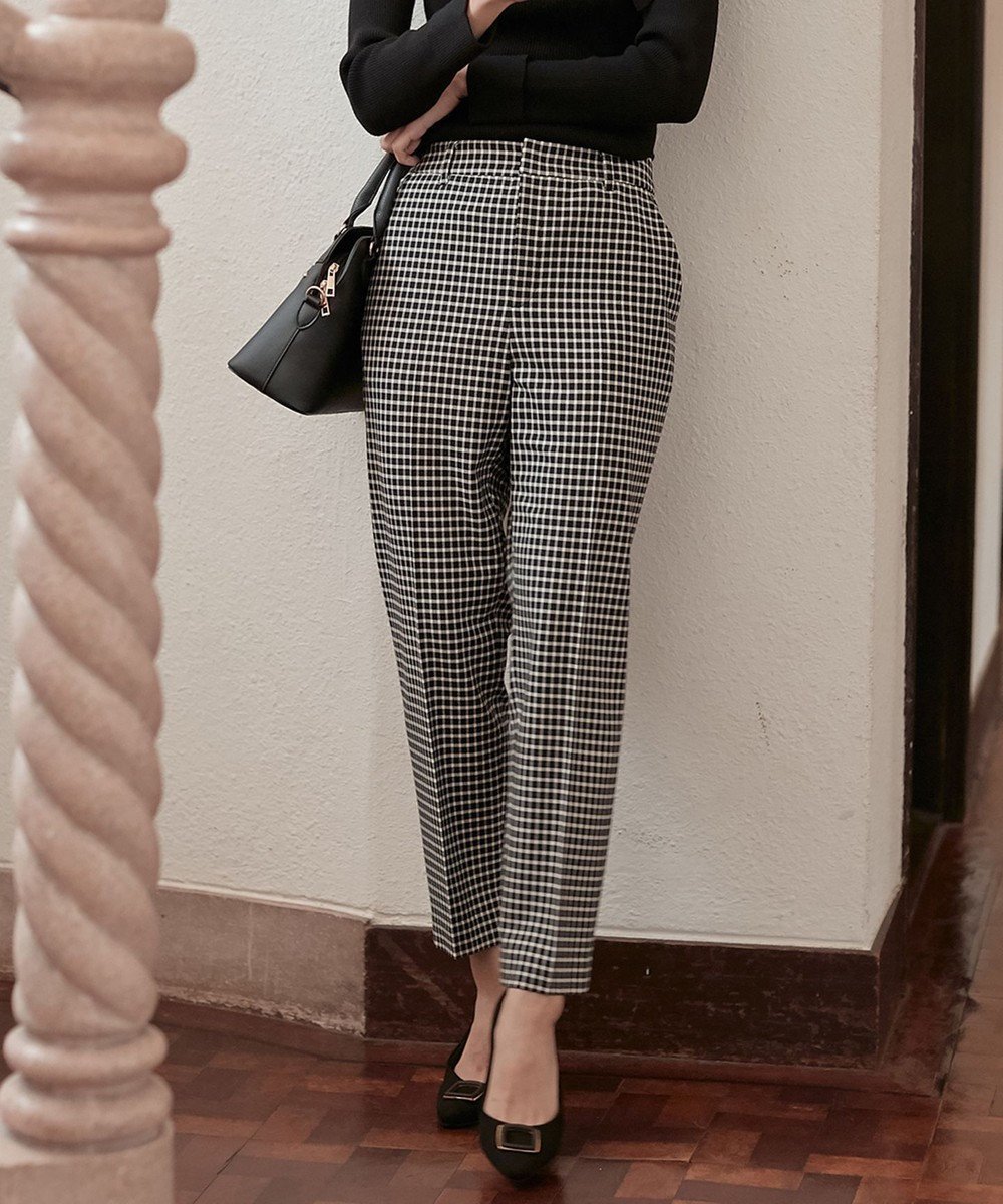 【エニィ スィス/any SiS】の【保温性あり/洗える】サーモ 2WAYストレッチ テーパード パンツ インテリア・キッズ・メンズ・レディースファッション・服の通販 founy(ファニー) 　雑誌掲載アイテム　Magazine Picks & Fashion Features　ファッション雑誌　Fashion Magazines　ビジンヒャッカ　美人百花　オッジ　Oggi　ファッション　Fashion　レディースファッション　Fashion for Women　パンツ　Pants & Trousers　1月号　January Issue　洗える　Machine Washable　11月号　November Issue　ストレッチ　Stretch, Stretchy Fabric　センター　Center, Center Line　雑誌　Magazine, Fashion Magazine　チェック　Check, Plaid, Tartan　テーパード　Tapered, Tapered Pants　定番　Standard, Basic Item　人気　Popular, Best Seller　パターン　Pattern, Design Print　A/W・秋冬　Autumn/Winter　おすすめ　Recommended / Our Picks　モノトーンチェック|ID: prp329100004832053 ipo3291000000035184114