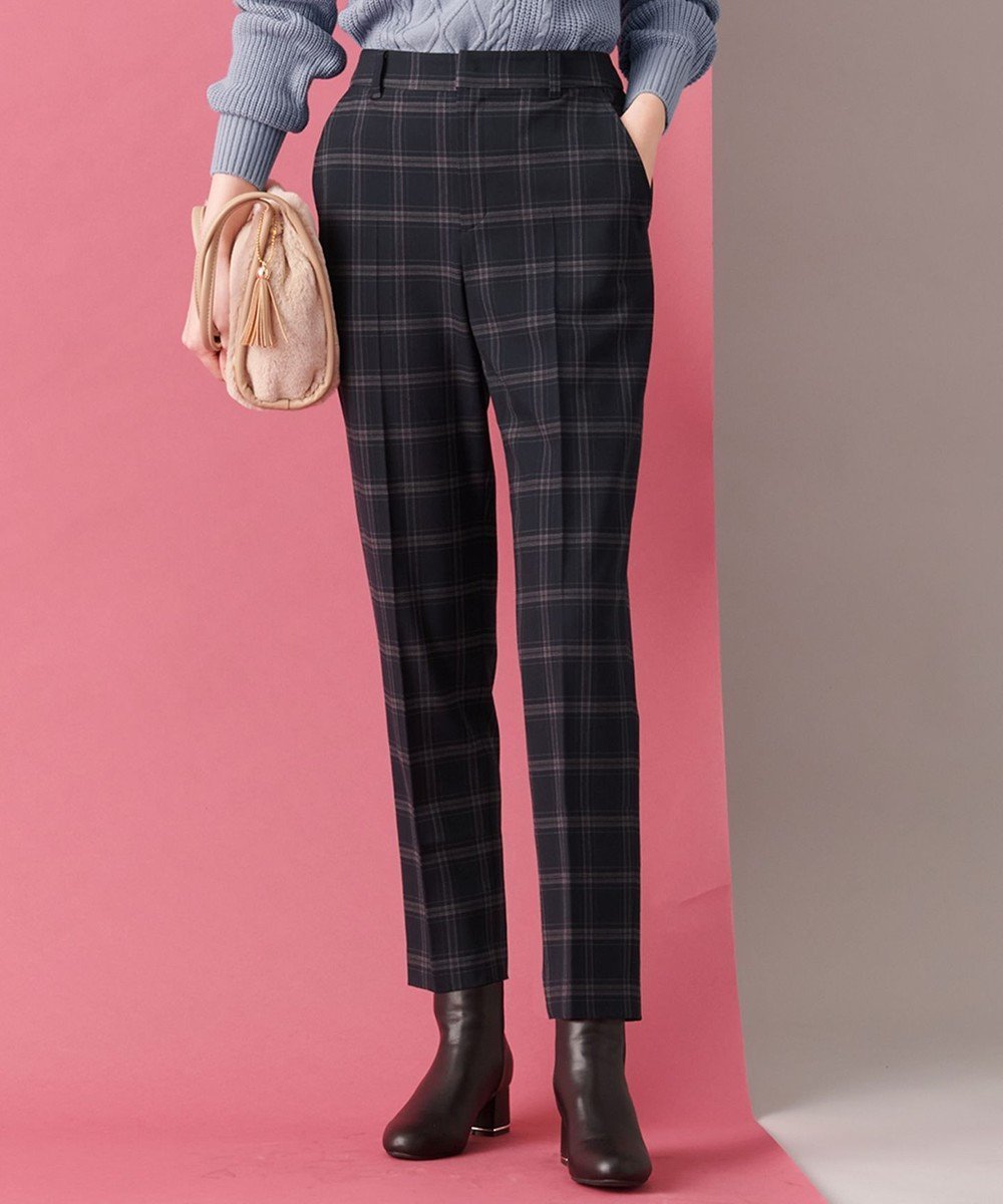 【エニィ スィス/any SiS】の【保温性あり/洗える】サーモ 2WAYストレッチ テーパード パンツ インテリア・キッズ・メンズ・レディースファッション・服の通販 founy(ファニー) 　雑誌掲載アイテム　Magazine Picks & Fashion Features　ファッション雑誌　Fashion Magazines　ビジンヒャッカ　美人百花　オッジ　Oggi　ファッション　Fashion　レディースファッション　Fashion for Women　パンツ　Pants & Trousers　1月号　January Issue　洗える　Machine Washable　11月号　November Issue　ストレッチ　Stretch, Stretchy Fabric　センター　Center, Center Line　雑誌　Magazine, Fashion Magazine　チェック　Check, Plaid, Tartan　テーパード　Tapered, Tapered Pants　定番　Standard, Basic Item　人気　Popular, Best Seller　パターン　Pattern, Design Print　A/W・秋冬　Autumn/Winter　おすすめ　Recommended / Our Picks　ネイビーベース|ID: prp329100004832053 ipo3291000000035184119