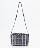 【イザック/Y'SACCS】のドローイングチェック ショルダーバッグ 人気、トレンドファッション・服の通販 founy(ファニー) ファッション Fashion レディースファッション Fashion for Women バッグ Bags ショルダー Shoulder, Shoulder Strap シンプル Simple, Minimal スクエア Square, Square Shape スマート Smart, Elegant チェック Check, Plaid, Tartan トレンド Trend, Trending Now プリント Print, Printed Pattern ポケット Pocket, Pocket Detail マグネット Magnet, Magnetic Closure モダン Modern, Contemporary ランダム Random, Irregular thumbnail ブラック|ID: prp329100004832054 ipo3291000000035548949