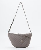 【イザック/Y'SACCS】のナイロンキルティングボディバッグ グレージュ|ID: prp329100004832055 ipo3291000000035184133