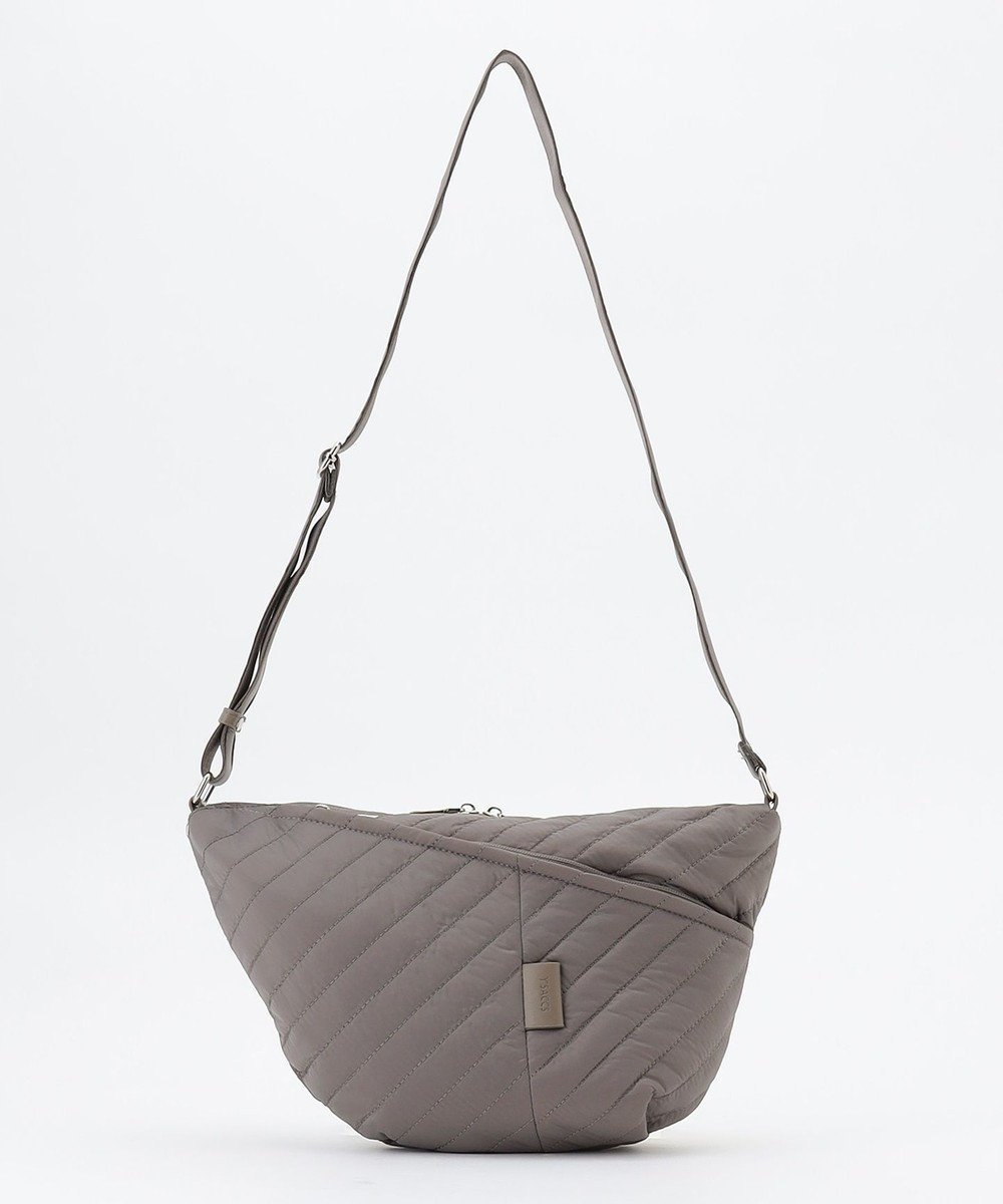 【イザック/Y'SACCS】のナイロンキルティングボディバッグ インテリア・キッズ・メンズ・レディースファッション・服の通販 founy(ファニー) ファッション Fashion レディースファッション Fashion for Women バッグ Bags ポーチ&ミニバッグ Pouches & Mini Bags アシンメトリー Asymmetrical Style キルティング Quilted, Quilting ストライプ Stripe, Striped Pattern スマート Smart, Elegant タフタ Taffeta, Structured Fabric ポケット Pocket, Pocket Detail ポーチ Pouch, Small Case ラップ Wrap, Wrap Design グレージュ|ID: prp329100004832055 ipo3291000000035548953