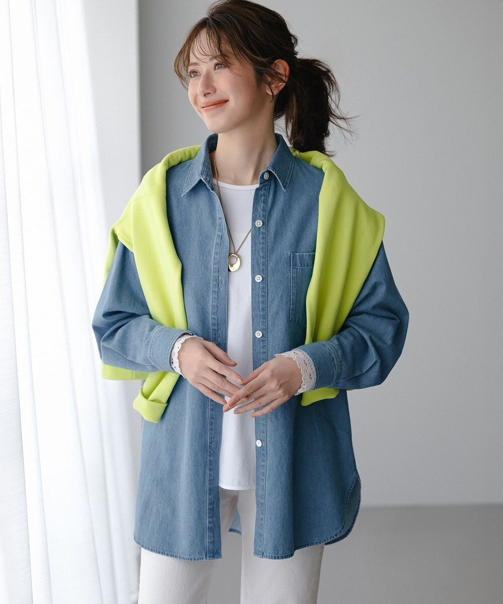 【23区/NIJYUSANKU】のライトダンガリー デニムシャツ 人気、トレンドファッション・服の通販 founy(ファニー) 　ファッション　Fashion　レディースファッション　Fashion for Women　トップス・カットソー　Cut & Sew Tops　シャツ・ブラウス・オフィスカジュアル　Elegant Blouses & Button-Ups　インナー　Innerwear　春　Spring　カットソー　Cut and Sewn Top　シンプル　Simple, Minimal　デニム　Denim, Jeans Material　定番　Standard, Basic Item　フレア　Flare, Flared　リラックス　Relax, Relaxed Fit　ワイド　Wide, Wide Fit　S/S・春夏　SS, Spring/Summer, Warm Season　夏　Summer　旅行　Travel　エレガント 上品　Elegant　2026年　2026　 other-1|ID: prp329100004832061 ipo3291000000035636674