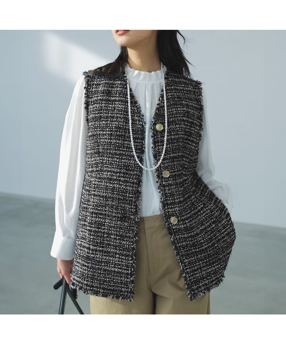 【23区/NIJYUSANKU】の【VERY掲載】GIOLICAツイード フォルム ジレ インテリア・キッズ・メンズ・レディースファッション・服の通販 founy(ファニー) 雑誌掲載アイテム Magazine Picks & Fashion Features ファッション雑誌 Fashion Magazines ヴェリィ VERY ファッション Fashion レディースファッション Fashion for Women アウター Coat / Outerwear Collection レディースジャケット・軽アウター Jackets イタリア Italy インナー Innerwear 春 Spring クラシカル Classical, Vintage-Inspired クラシック Classic, Timeless Style 3月号 March Issue ショルダー Shoulder, Shoulder Strap ジャケット Jacket, Outerwear 雑誌 Magazine, Fashion Magazine ツイード/ツィード Choker, Choker Necklace ツイード Twill, Twill Weave デニム Denim, Jeans Material フォルム Silhouette, Form フォーマル Formal, Dressy フランス France, French ボトム Bottoms, Lower Wear ミックス Mix, Mixed Style モダン Modern, Contemporary モノトーン Monotone, Black and White S/S・春夏 SS, Spring/Summer, Warm Season おすすめ Recommended / Our Picks 夏 Summer エレガント 上品 Elegant モノトーンミックス|ID: prp329100004832064 ipo3291000000036012770