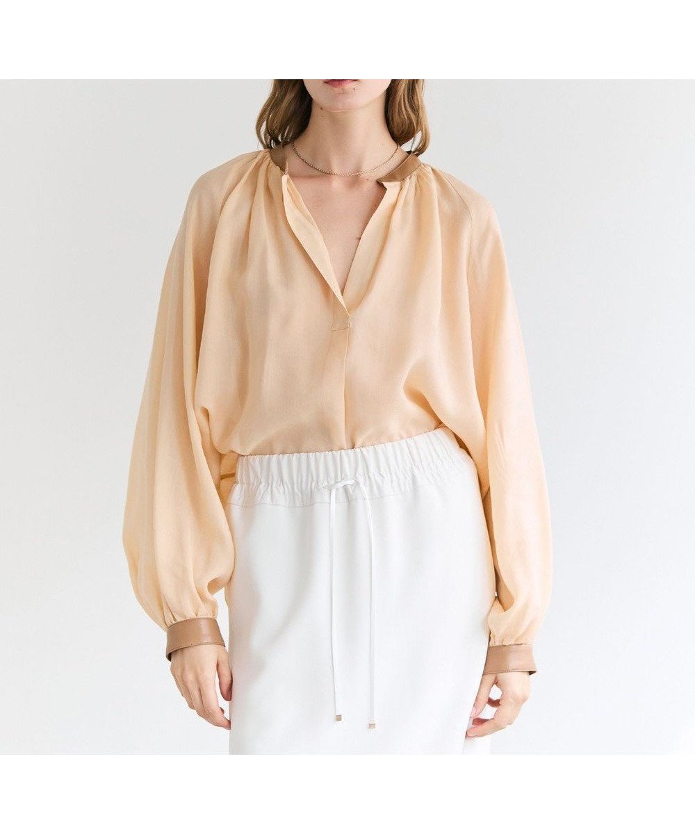 【ベイジ,/BEIGE,】のPAULINE / リネンヴィスコースフェイクレザー配色ブラウス インテリア・キッズ・メンズ・レディースファッション・服の通販 founy(ファニー) 　ファッション　Fashion　レディースファッション　Fashion for Women　トップス・カットソー　Cut & Sew Tops　シャツ・ブラウス・オフィスカジュアル　Elegant Blouses & Button-Ups　春　Spring　カフス　Cuff Design　ギャザー　Gathered, Ruffled　シューズ　Shoes, Footwear　シンプル　Simple, Minimal　スリーブ　Sleeve, Long Sleeve / Short Sleeve　タイトスカート　Pencil Skirt, Tight Skirt　デニム　Denim, Jeans Material　定番　Standard, Basic Item　フェイクレザー　Faux Leather, PU Leather　フェミニン　Feminine, Girly　フラット　Flat, Flat Shoes　S/S・春夏　SS, Spring/Summer, Warm Season　夏　Summer　エレガント 上品　Elegant　Peach|ID: prp329100004832086 ipo3291000000035184256