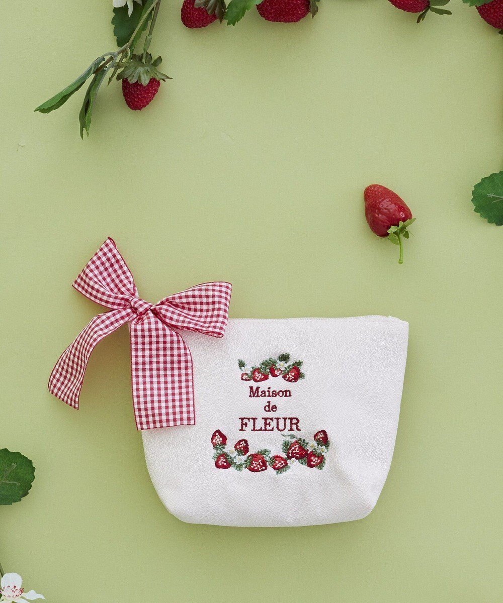 【メゾンドフルール/Maison de FLEUR】のいちごポーチ インテリア・キッズ・メンズ・レディースファッション・服の通販 founy(ファニー) 　ファッション　Fashion　レディースファッション　Fashion for Women　ミニ財布・二つ折り財布　Wallets & Card Cases　ポーチ&ミニバッグ　Pouches & Mini Bags　おすすめ　Recommended / Our Picks　ガーリー　Girly, Feminine Style　ギフト プレゼント　Gift / Present　ギンガム　Gingham, Gingham Fabric　コンパクト　Compact, Small Size　スクエア　Square, Square Shape　チェック　Check, Plaid, Tartan　フォルム　Silhouette, Form　ポーチ　Pouch, Small Case　リボン　Ribbon, Bow　春　Spring　財布　Wallet, Purse　Red|ID: prp329100004832853 ipo3291000000035192227