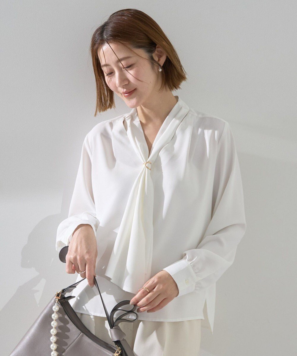 【イェッカ ヴェッカ/YECCA VECCA】のスカーフリング付きボウタイブラウス インテリア・キッズ・メンズ・レディースファッション・服の通販 founy(ファニー) 　ファッション　Fashion　レディースファッション　Fashion for Women　トップス・カットソー　Cut & Sew Tops　シャツ・ブラウス・オフィスカジュアル　Elegant Blouses & Button-Ups　おすすめ　Recommended / Our Picks　コンパクト　Compact, Small Size　ジャケット　Jacket, Outerwear　スカーフ　Scarf, Neckwear　ドレープ　Drape, Draping Fabric　ポケット　Pocket, Pocket Detail　エレガント 上品　Elegant　夏　Summer　春　Spring　S/S・春夏　SS, Spring/Summer, Warm Season　Off White|ID: prp329100004832863 ipo3291000000035192262