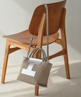 【イアクッチ/IACUCCI】のソルベット S PAGLIA/LAMINATO 人気、トレンドファッション・服の通販 founy(ファニー) ファッション Fashion レディースファッション Fashion for Women バッグ Bags アクセサリー Fashion Accessories 春 Spring コレクション Collection, Seasonal Line コンパクト Compact, Small Size シルバー Silver, Metallic Silver 財布 Wallet, Purse 人気 Popular, Best Seller S/S・春夏 SS, Spring/Summer, Warm Season 夏 Summer 旅行 Travel エレガント 上品 Elegant 2026年 2026 |ID:prp329100004832867