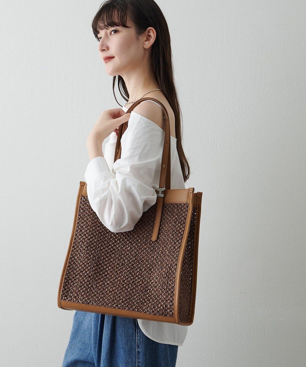 【イアクッチ/IACUCCI】のジュリエッタ RETE PAGLIA/RUGA インテリア・キッズ・メンズ・レディースファッション・服の通販 founy(ファニー) 　ファッション　Fashion　レディースファッション　Fashion for Women　バッグ　Bags　アクセサリー　Fashion Accessories　エレガント 上品　Elegant　シンプル　Simple, Minimal　スクエア　Square, Square Shape　マグネット　Magnet, Magnetic Closure　メタル　Metal, Metal Parts　メッシュ　Mesh, Net Fabric　ワンポイント　One Point, Statement Accent　S/S・春夏　SS, Spring/Summer, Warm Season　夏　Summer　ビジネス 仕事 通勤　Business / Work / Commuting　2026年　2026　キャメル|ID: prp329100004832874 ipo3291000000035192294