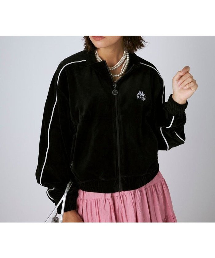 【その他のブランド/Other】の【Kappa】ベロアトラックジャケット インテリア・キッズ・メンズ・レディースファッション・服の通販 founy(ファニー) https://founy.com/ ファッション Fashion レディースファッション Fashion for Women アウター Coat / Outerwear Collection レディースジャケット・軽アウター Jackets ブルゾンジャケット・スポーティアウター Blouson Jackets イタリア Italy コンパクト Compact, Small Size サッカー Seersucker, Summer Fabric ショート Short, Short Length シンプル Simple, Minimal ジャケット Jacket, Outerwear スタイリッシュ Stylish, Fashionable スポーツ Sports, Activewear 人気 Popular, Best Seller バランス Balance, Style Balance パイピング Piping, Trim Design フェミニン Feminine, Girly ブルゾン Blouson, Bomber Jacket ベロア Velour, Soft Velvet リュクス Luxury, Elegant, High-End, Chic A/W・秋冬 Autumn/Winter エレガント 上品 Elegant |ID: prp329100004832893 ipo3291000000035192367